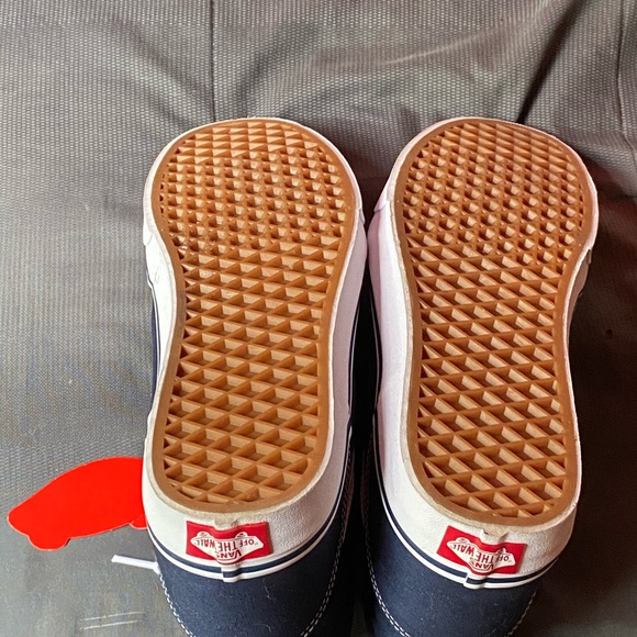 Vans Sk8-Hi Skate Shoes (Dark Blue) UNISEX - Picture 6 of 6